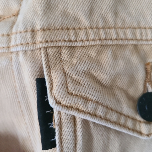 Saint Morta Trucker Jacket - Picture 6 of 9